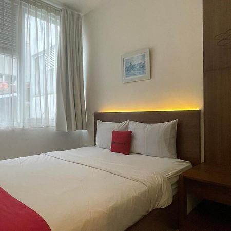 Reddoorz Plus Near Parahyangan University Bandung Exterior foto