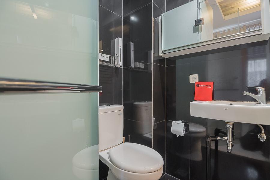 Reddoorz Plus Near Parahyangan University Bandung Exterior foto