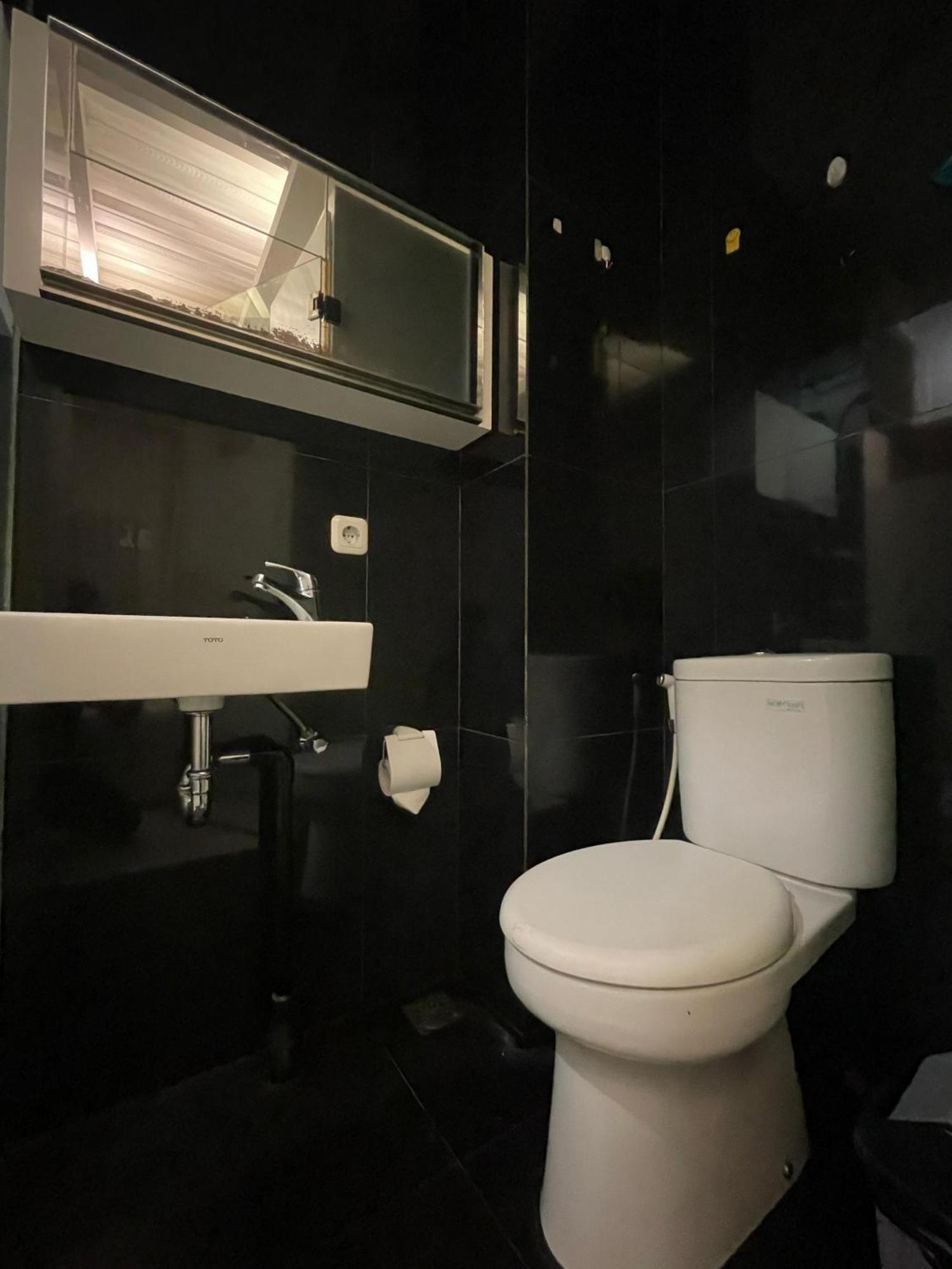 Reddoorz Plus Near Parahyangan University Bandung Exterior foto